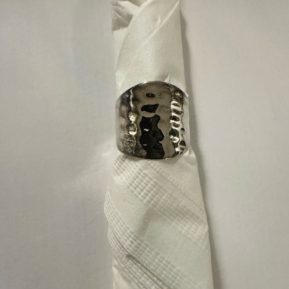 Silver Hammered Women’s Ring